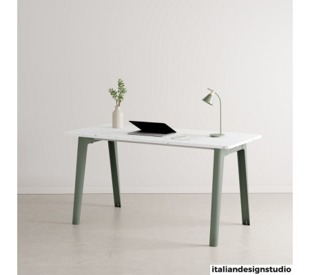New Modern Desk