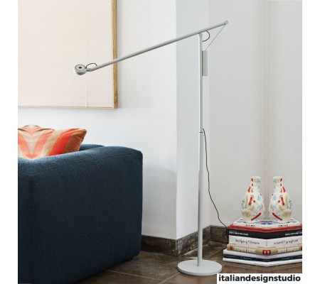 Fifty-Fifty floor lamp