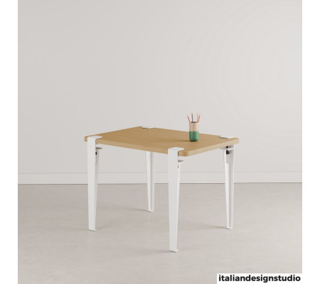 Kids table