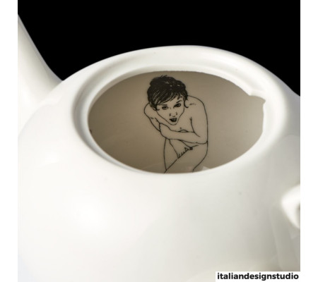 Undressed Teapot
