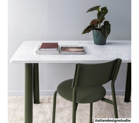 New Modern Desk
