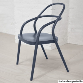 Chair 002