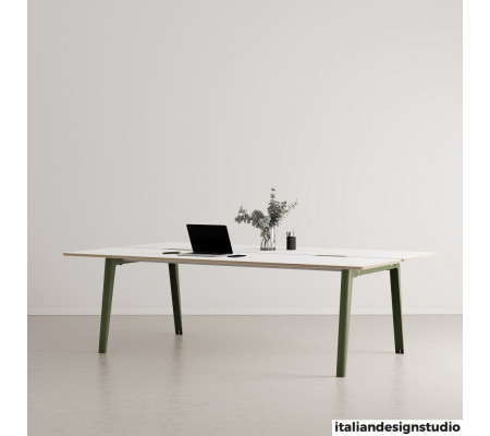 New Modern Workstation