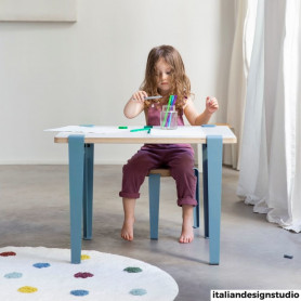 Kids table