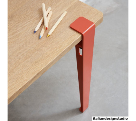 Kids table
