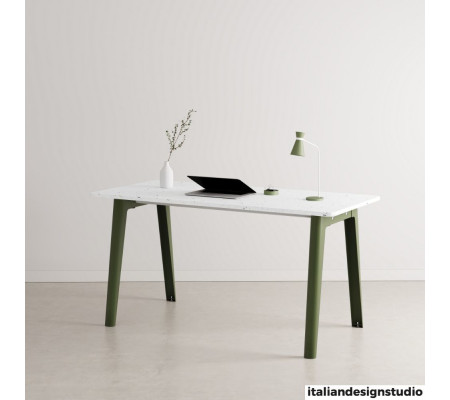 New Modern Desk