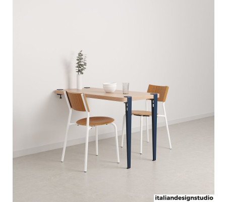 Wall-mounted dining table